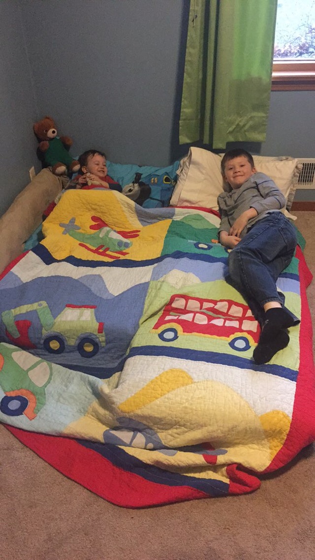 Are Montessori floor beds the answer to our bedtime&nbsp;troubles?